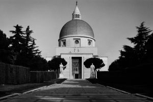EUR CHURCH.jpg
